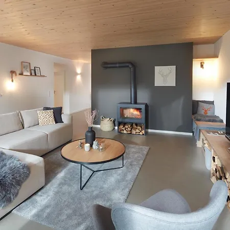 Villa 48 Mayen